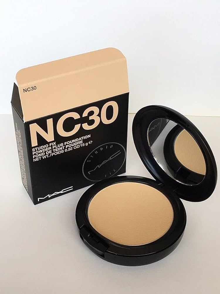 MAC Studio Fix Powder Plus Foundation NC30 15g | 2-in-1 Powder Foundation